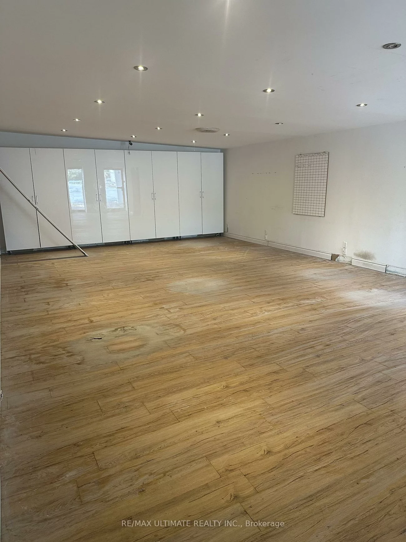 208, Newkirk, Crosby, Richmond Hill