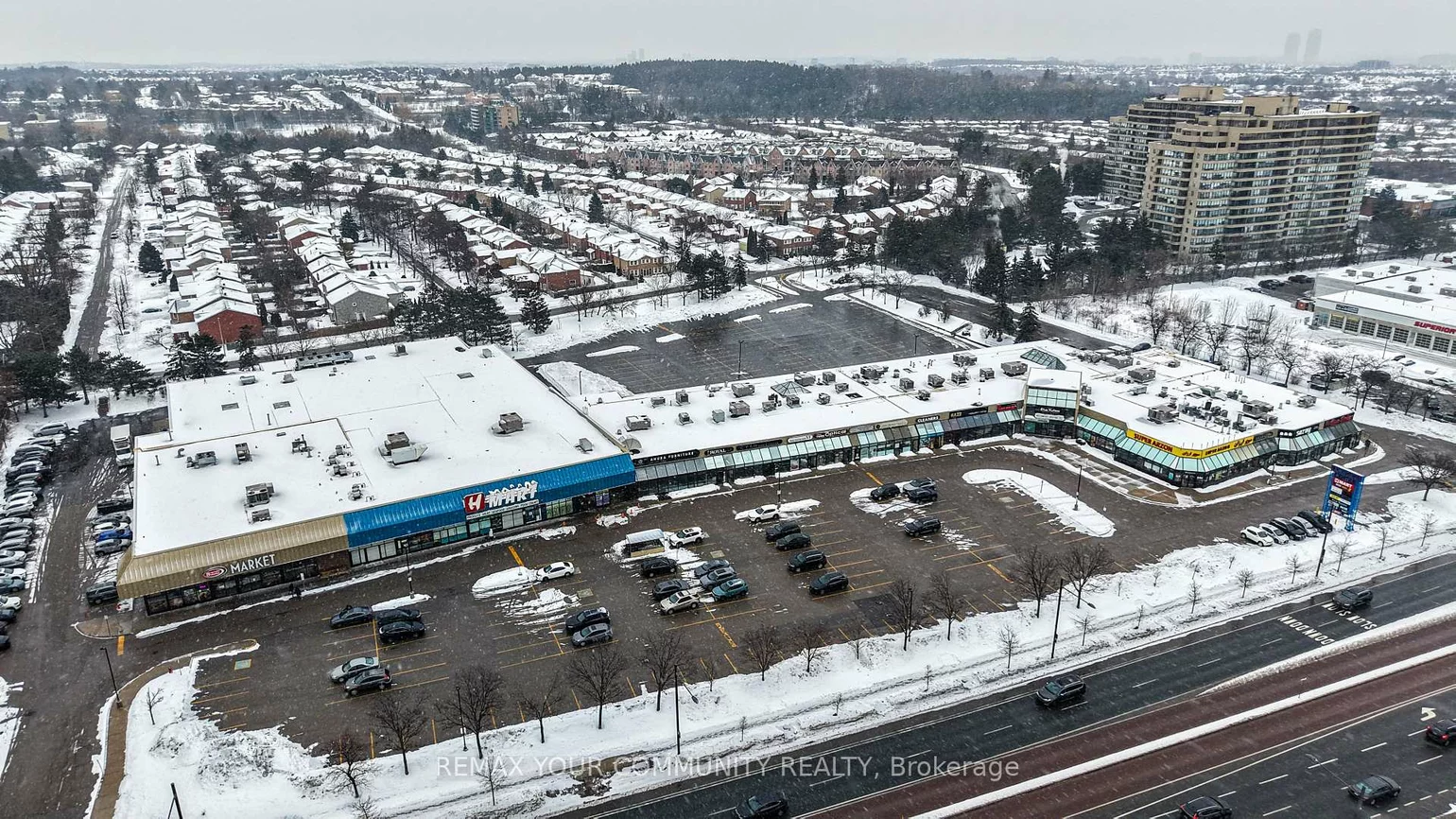 9737, Yonge, Harding, Richmond Hill