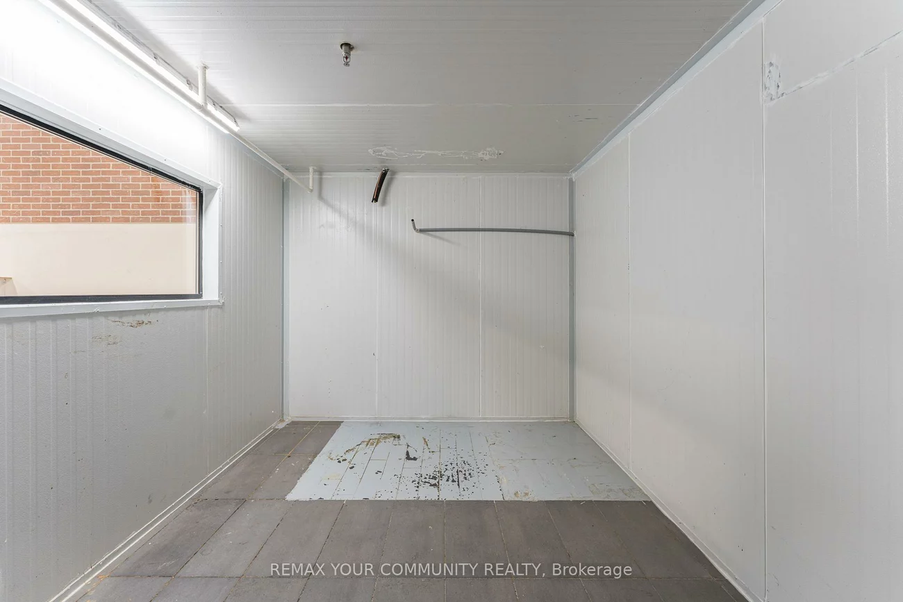 9737, Yonge, Harding, Richmond Hill