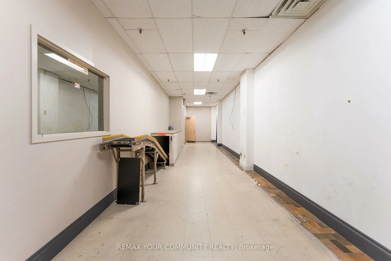 9737, Yonge, Harding, Richmond Hill