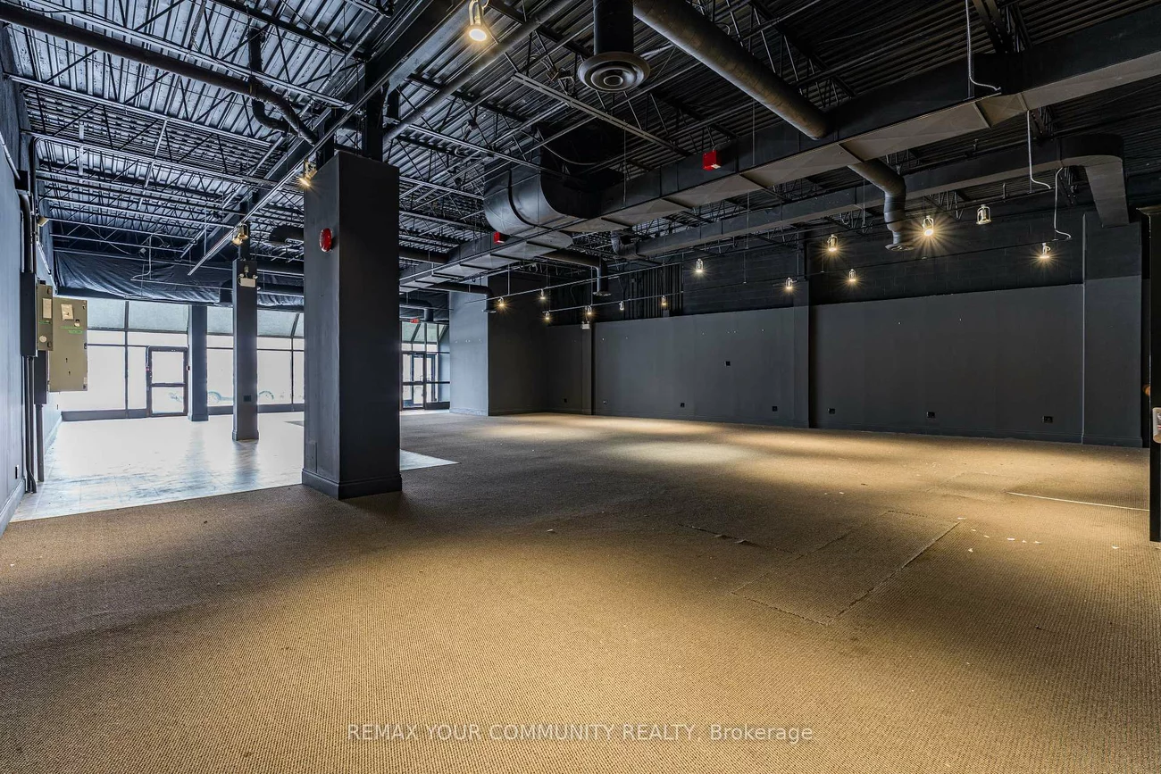 9737, Yonge, Harding, Richmond Hill