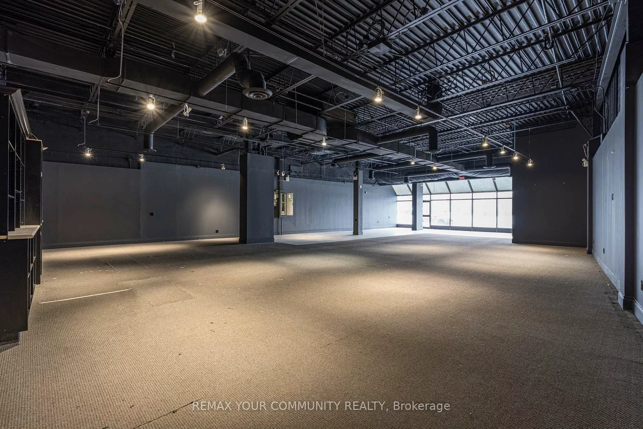 9737, Yonge, Harding, Richmond Hill