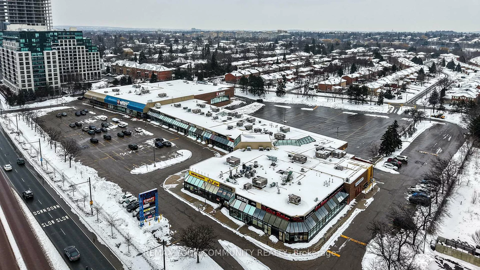 9737, Yonge, Harding, Richmond Hill