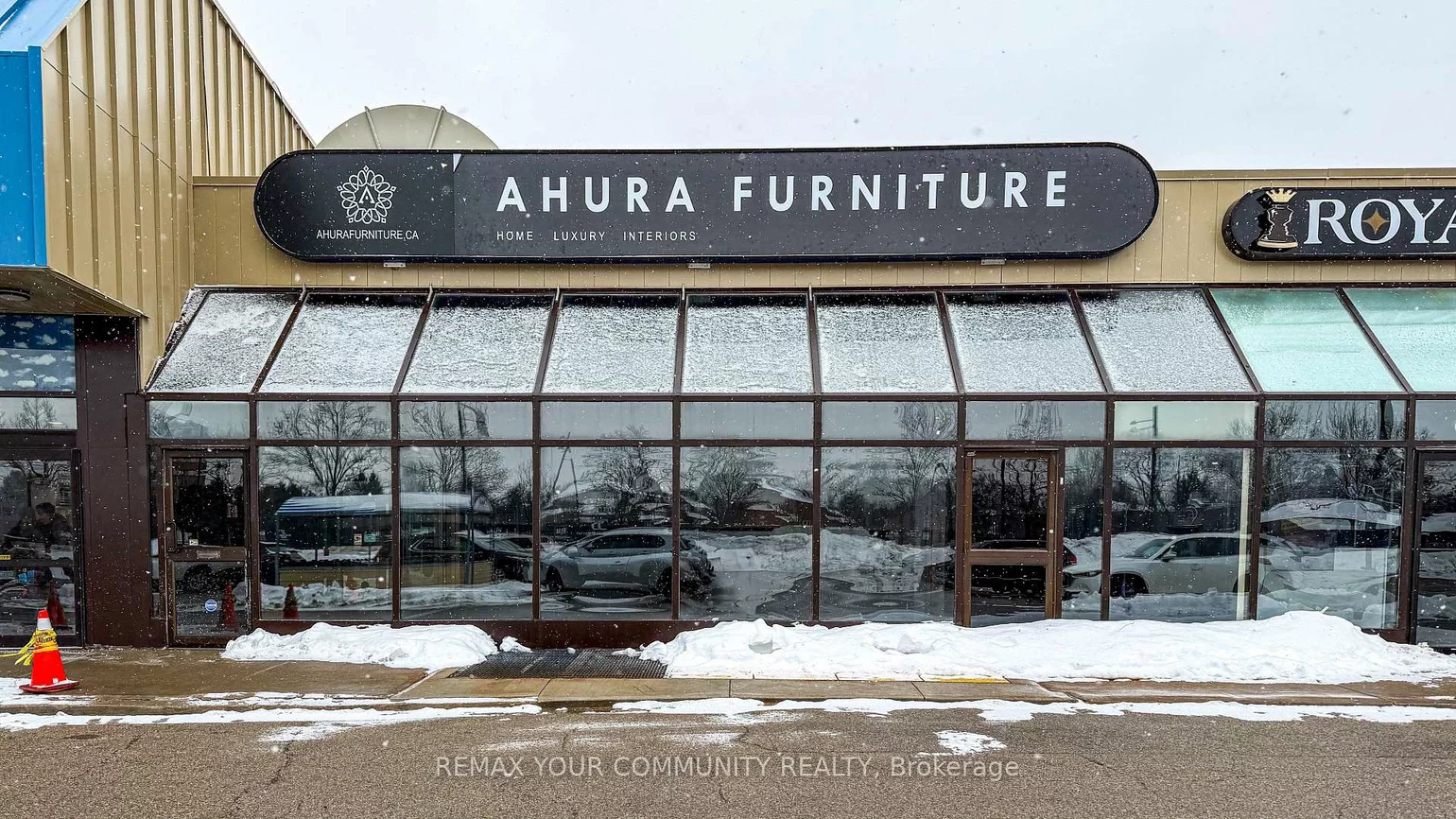 9737, Yonge, Harding, Richmond Hill