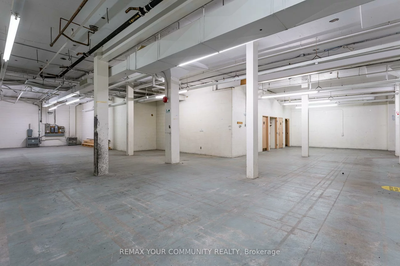 9737, Yonge, Harding, Richmond Hill