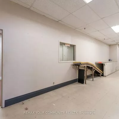 9737, Yonge, Harding, Richmond Hill