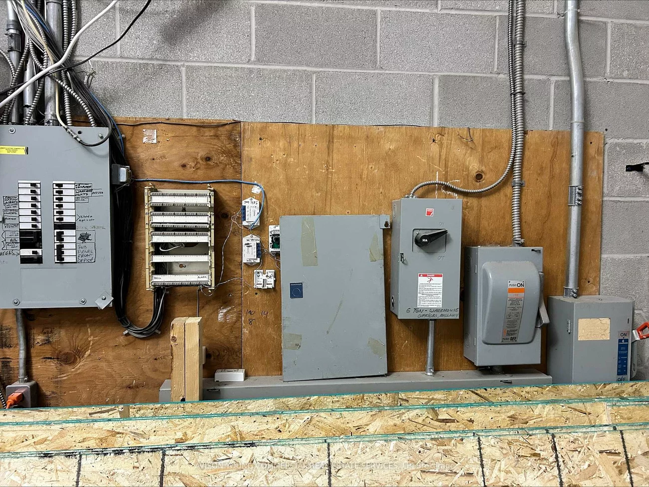 110, West Beaver Creek, Beaver Creek Business Park, Richmond Hill