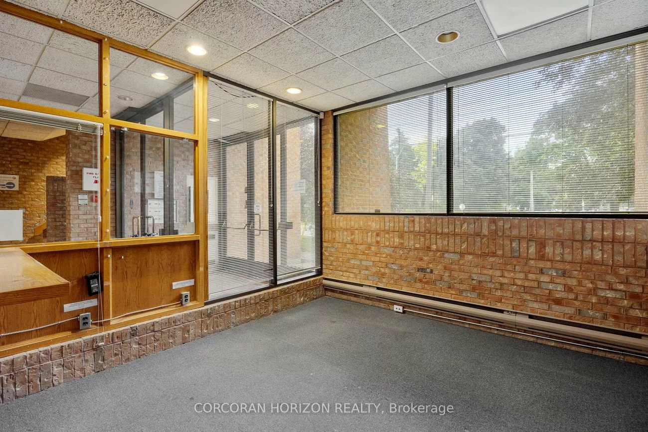 21, Dunlop, Crosby, Richmond Hill