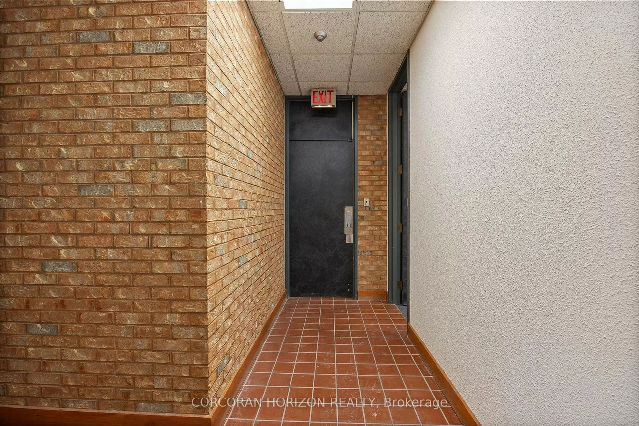 21, Dunlop, Crosby, Richmond Hill