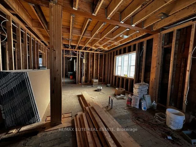 9861, Leslie, Headford Business Park, Richmond Hill