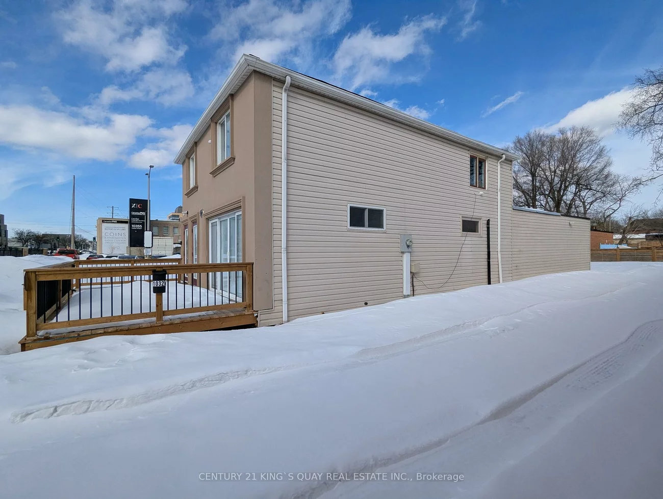 10329, Yonge, Crosby, Richmond Hill