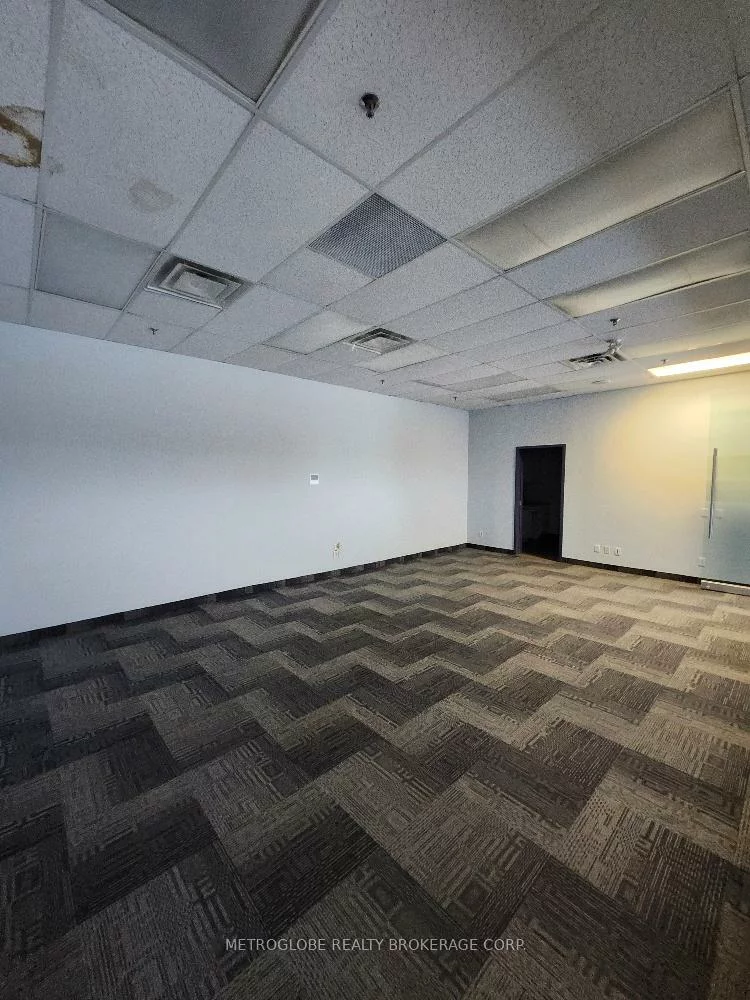 1550, 16th, Headford Business Park, Richmond Hill