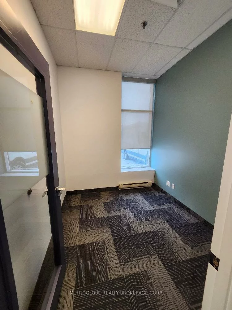 1550, 16th, Headford Business Park, Richmond Hill