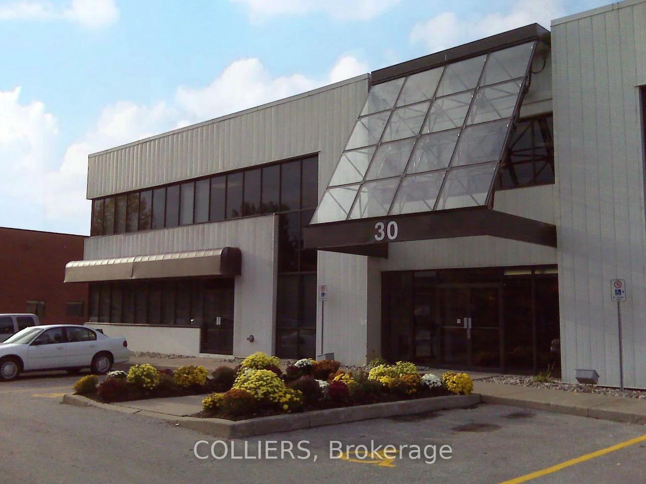 30, East Beaver Creek, Beaver Creek Business Park, Richmond Hill