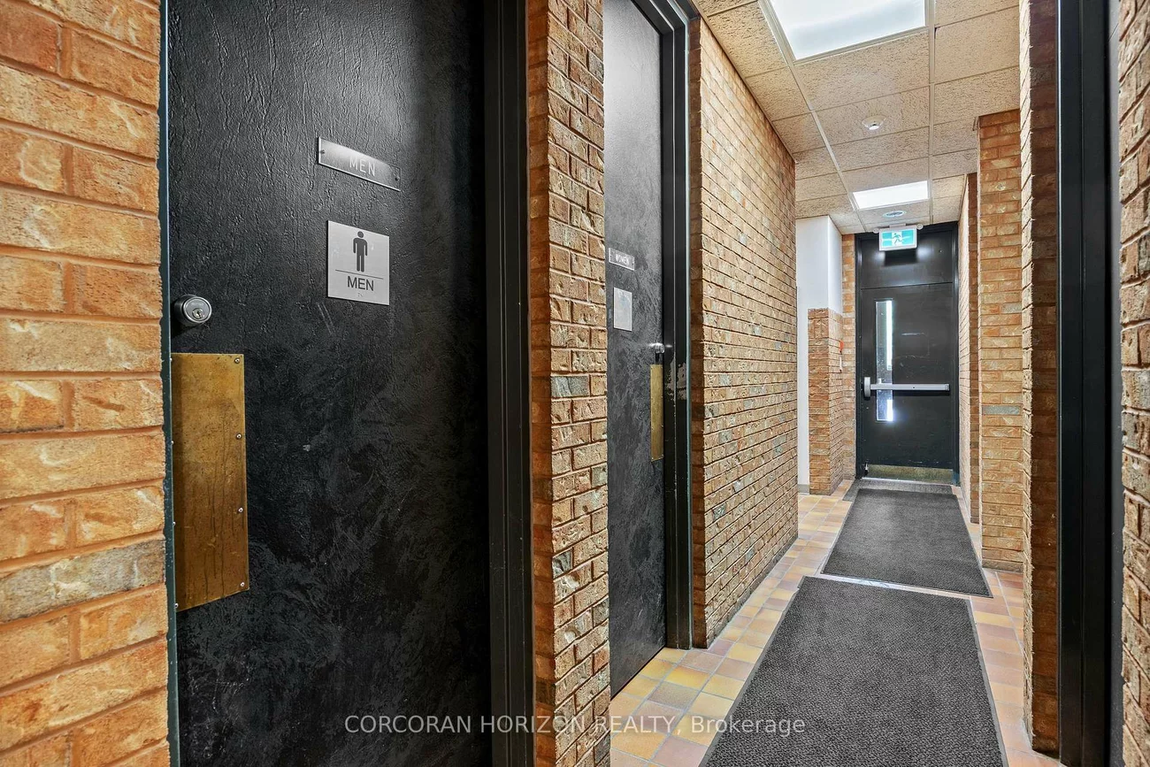 21, Dunlop, Crosby, Richmond Hill