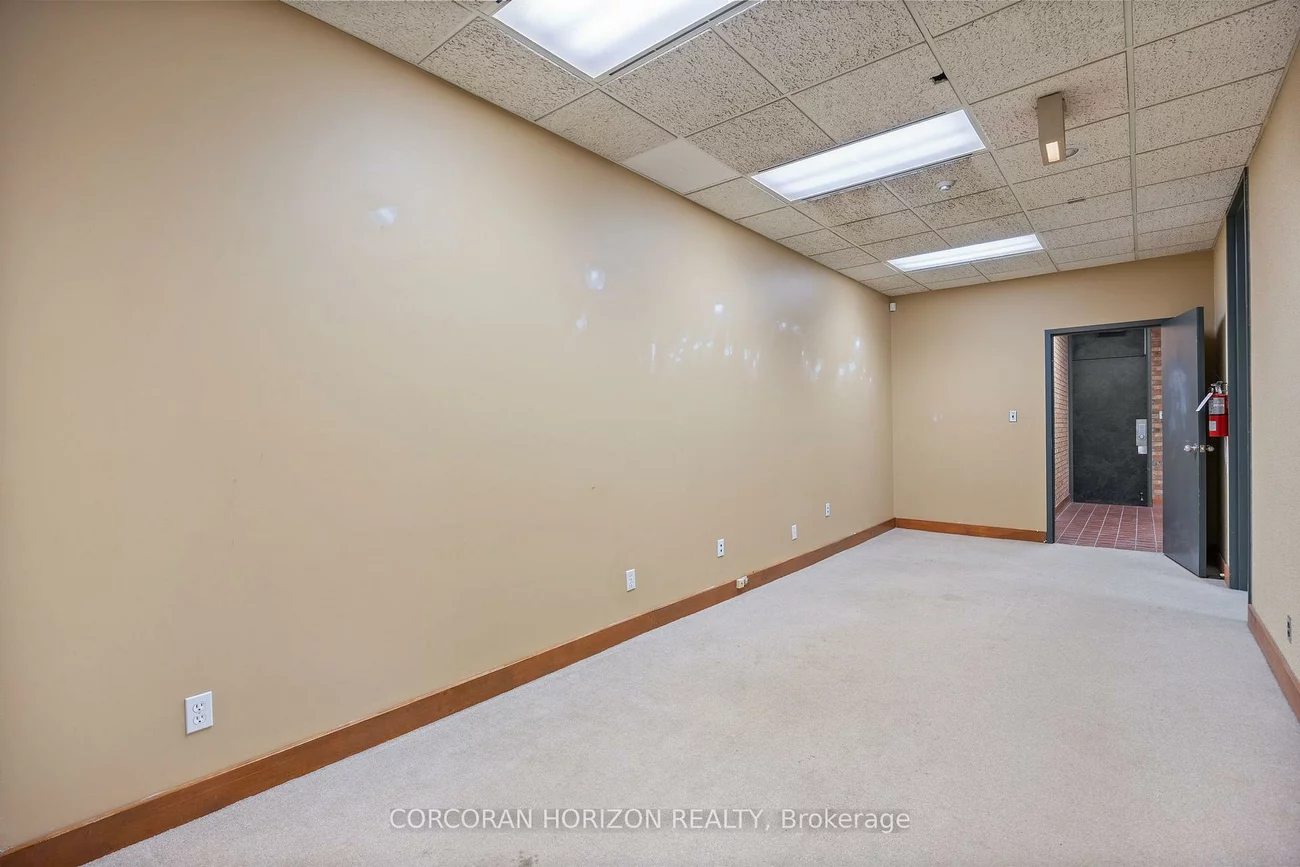 21, Dunlop, Crosby, Richmond Hill