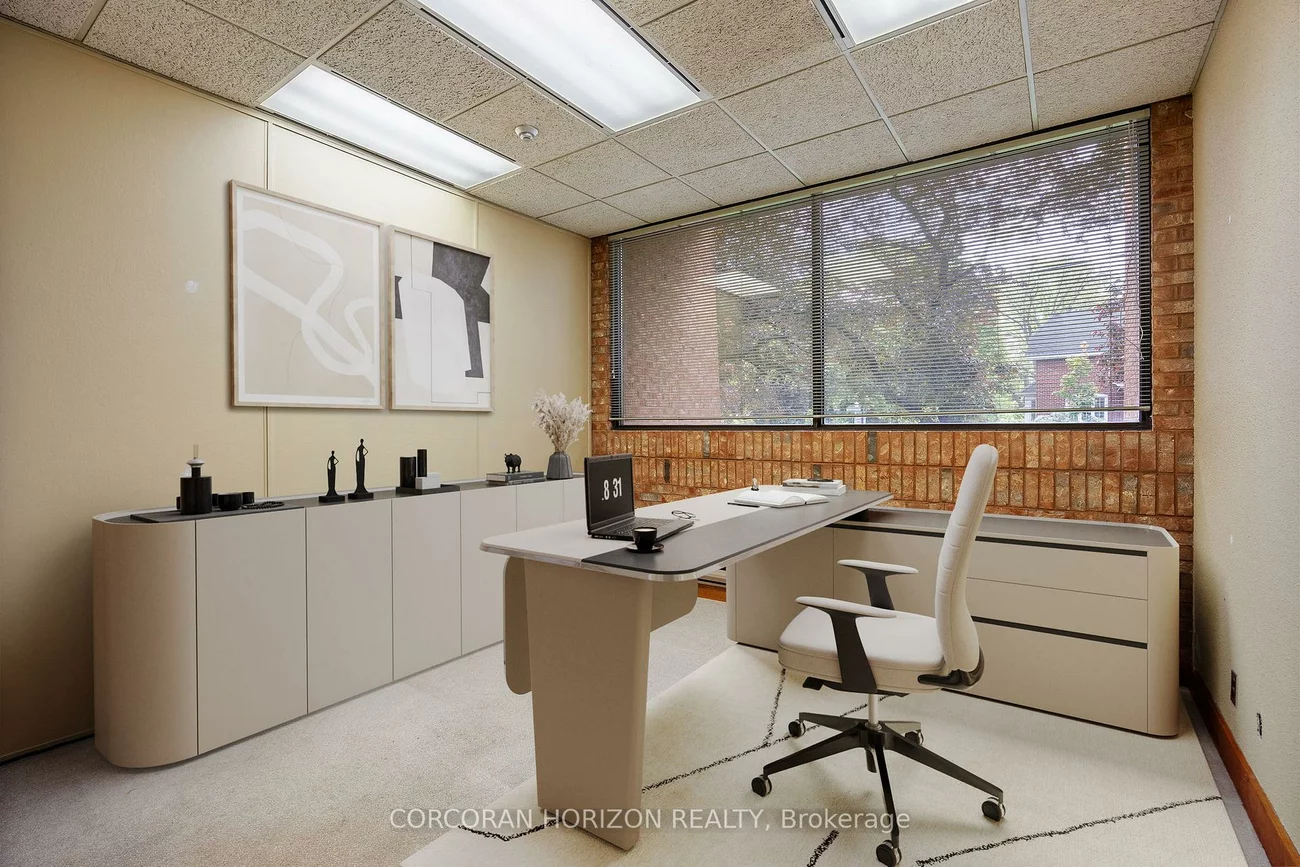 21, Dunlop, Crosby, Richmond Hill