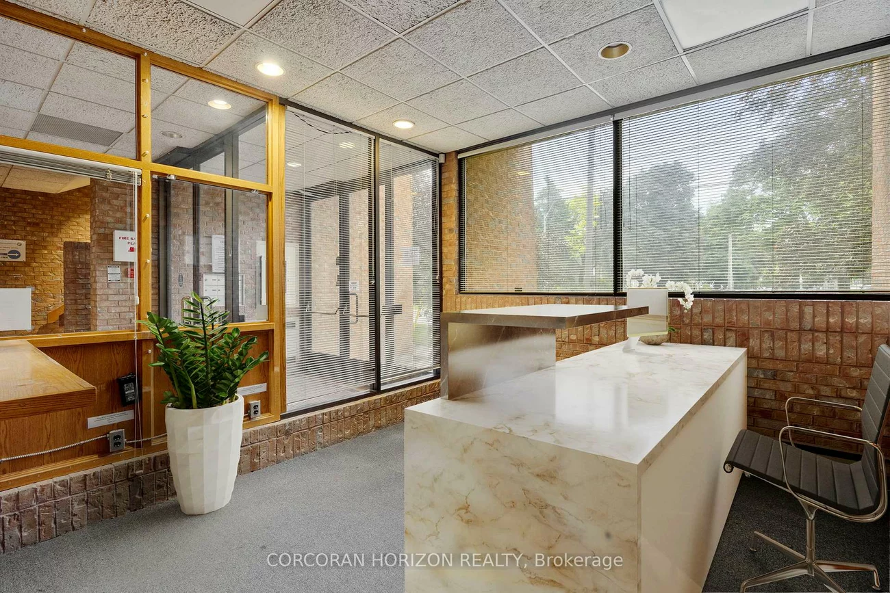 21, Dunlop, Crosby, Richmond Hill