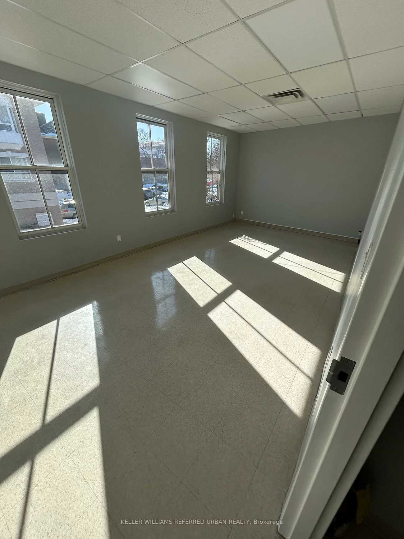 10132, Yonge, Mill Pond, Richmond Hill