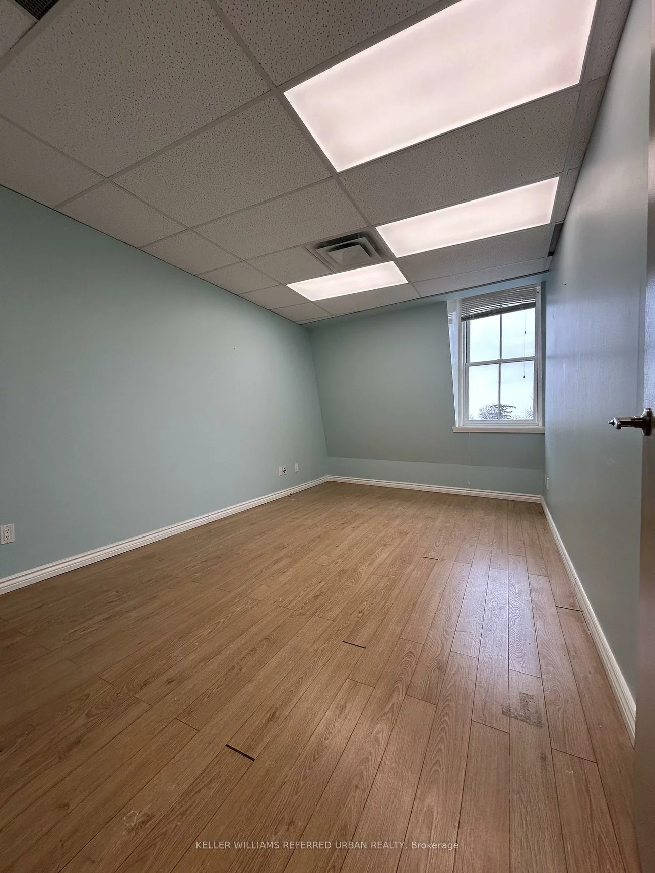 10132, Yonge, Mill Pond, Richmond Hill