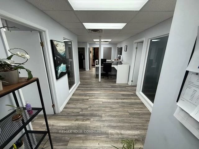 10212, Yonge, Mill Pond, Richmond Hill