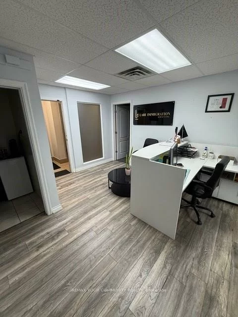 10212, Yonge, Mill Pond, Richmond Hill