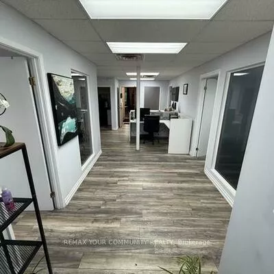 10212, Yonge, Mill Pond, Richmond Hill