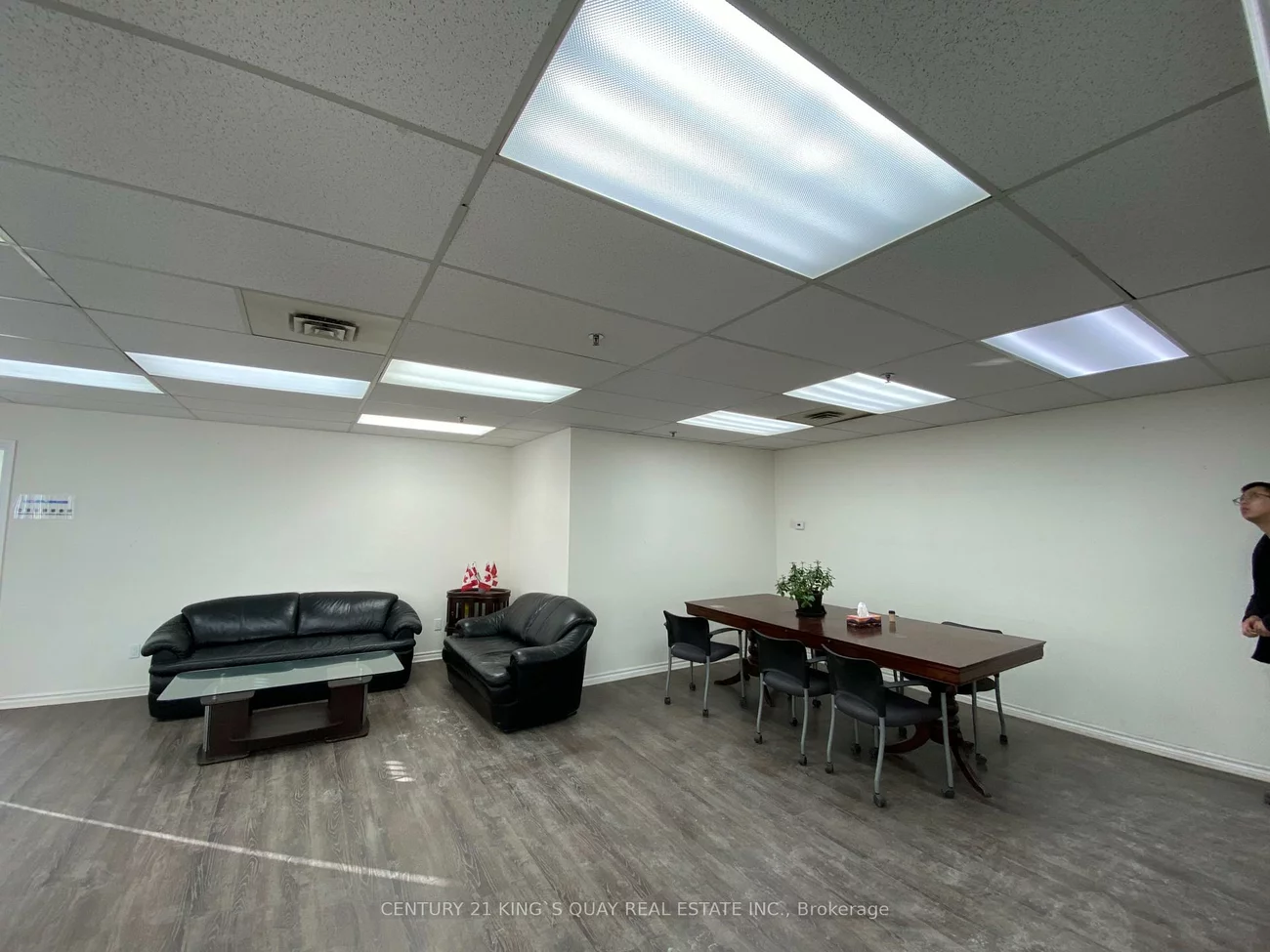 15, West Pearce, Beaver Creek Business Park, Richmond Hill