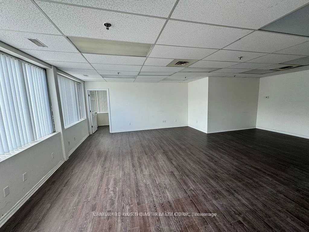 15, West Pearce, Beaver Creek Business Park, Richmond Hill