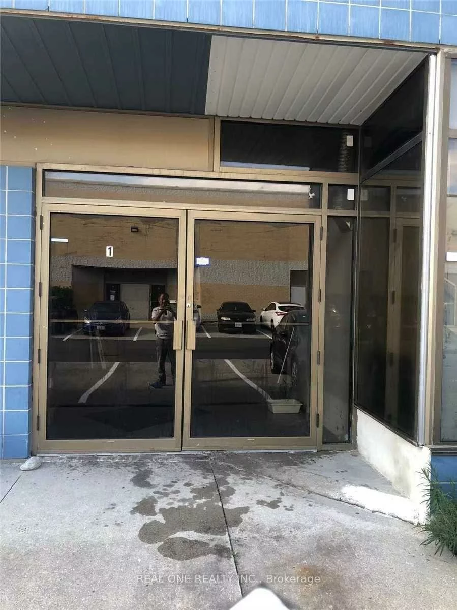 563, Edward, Devonsleigh, Richmond Hill