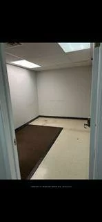 10255, Yonge, Crosby, Richmond Hill