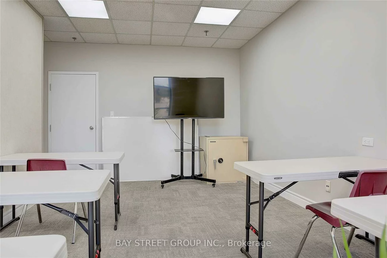 20, East Beaver Creek, Beaver Creek Business Park, Richmond Hill