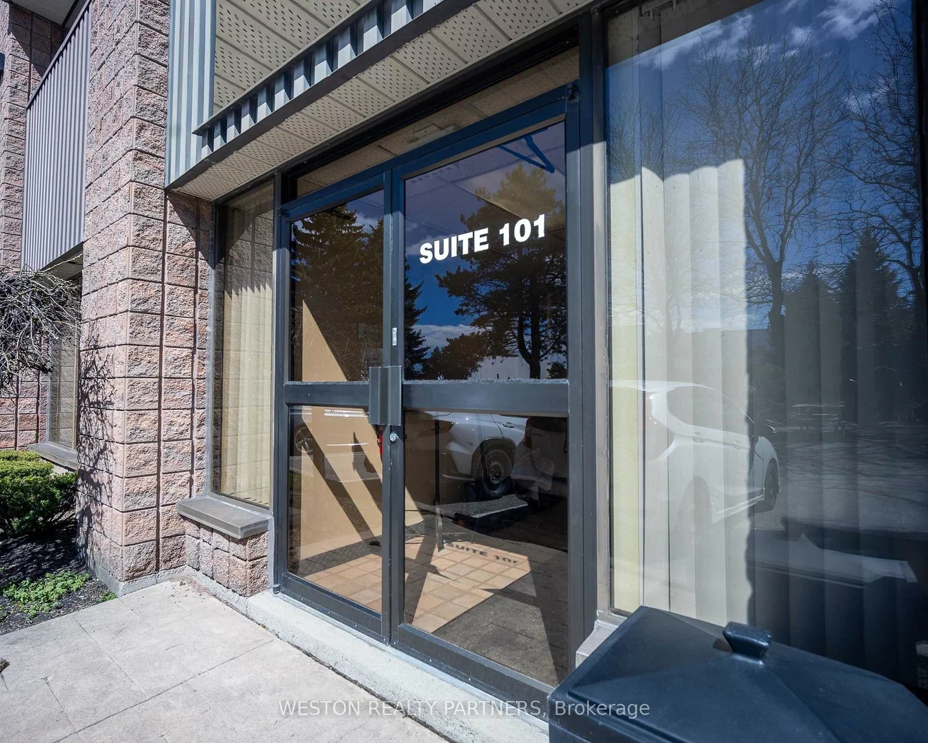 80, Fulton, Beaver Creek Business Park, Richmond Hill