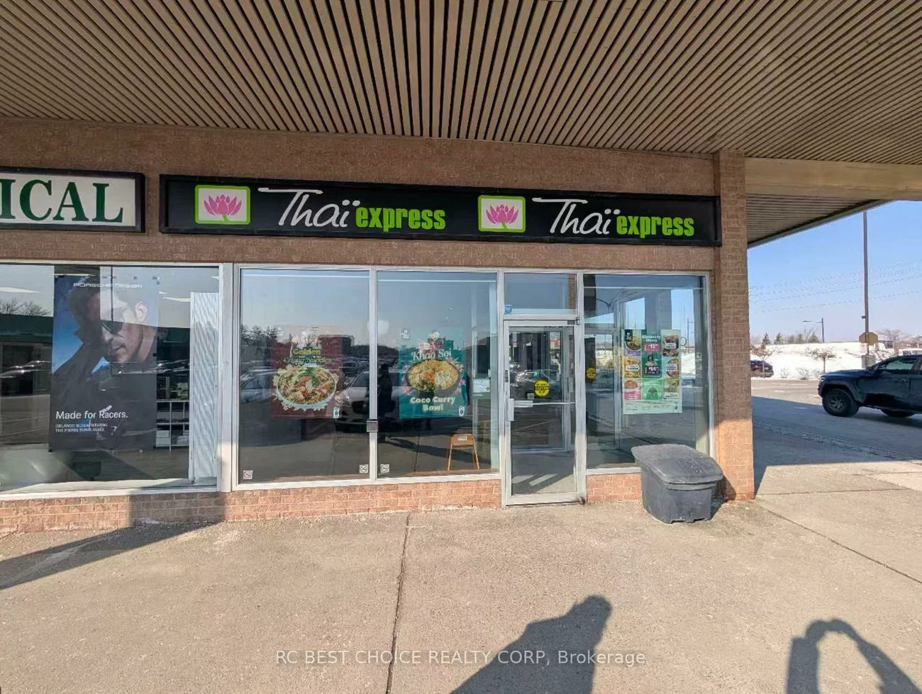 10520, Yonge, Mill Pond, Richmond Hill