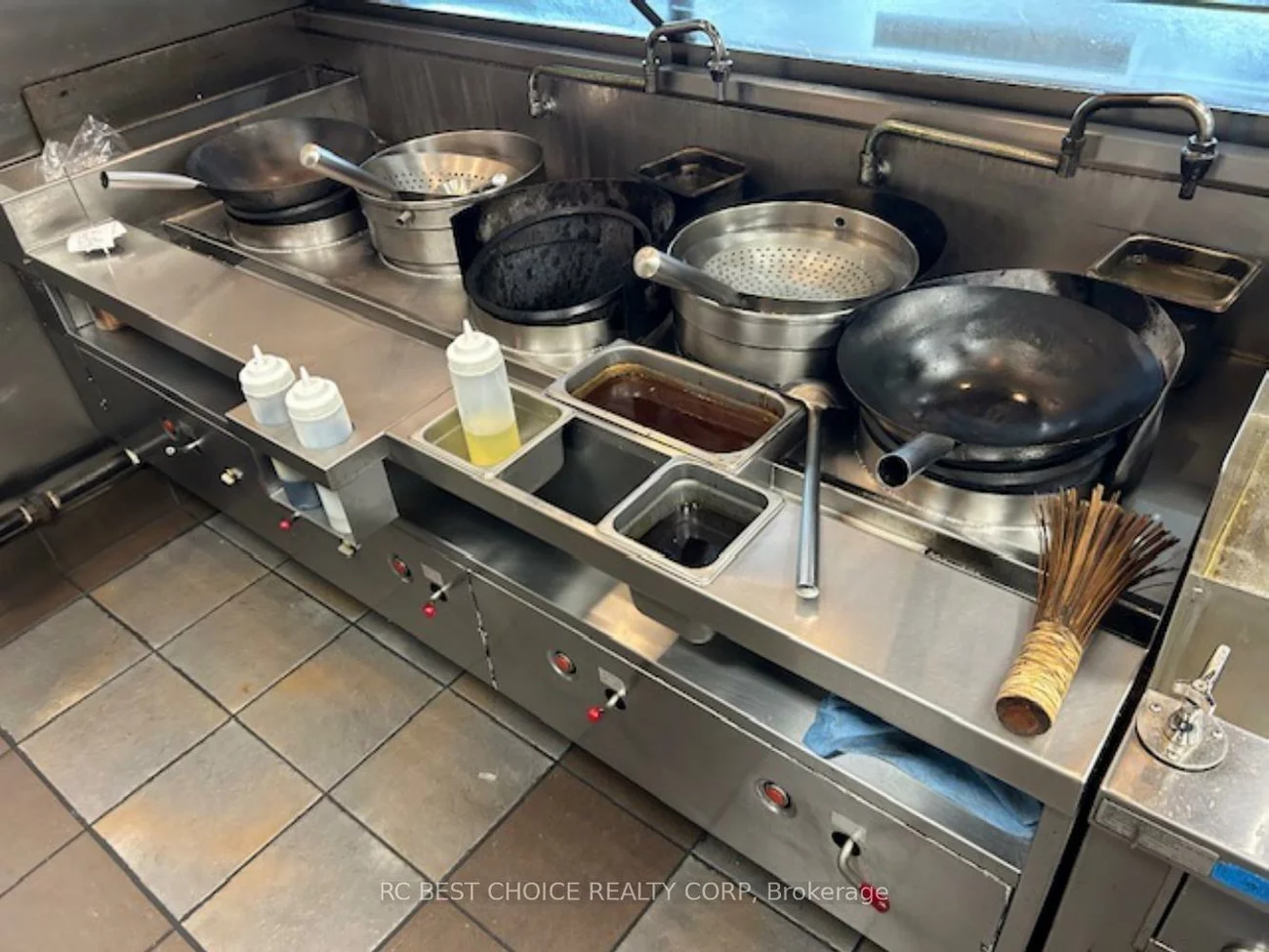 10520, Yonge, Mill Pond, Richmond Hill