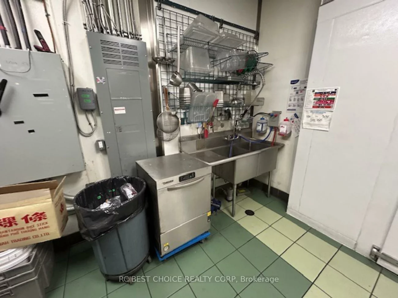 10520, Yonge, Mill Pond, Richmond Hill