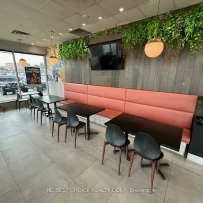 10520, Yonge, Mill Pond, Richmond Hill