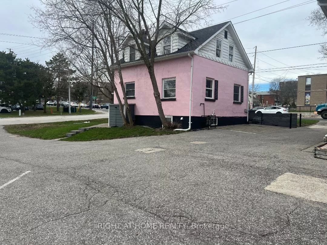 45, Major Mackenzie, Harding, Richmond Hill