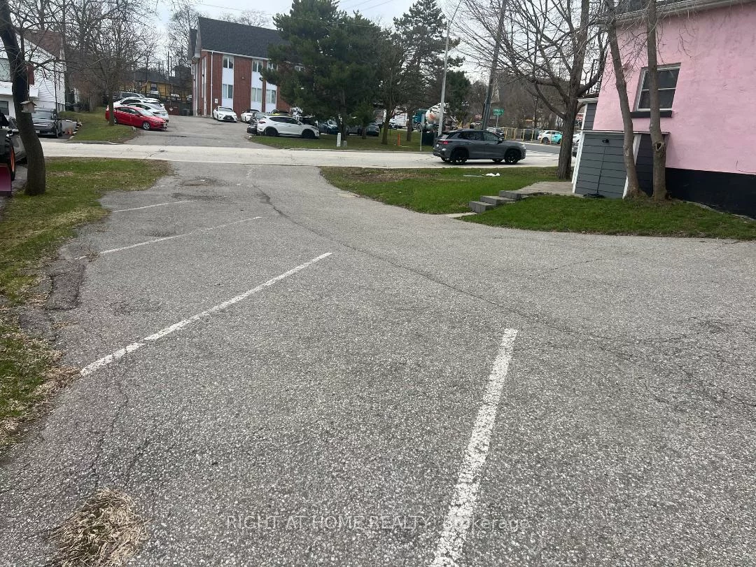 45, Major Mackenzie, Harding, Richmond Hill