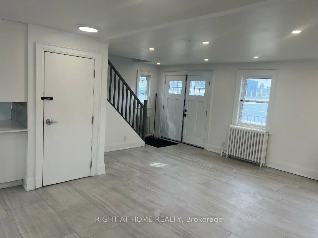 45, Major Mackenzie, Harding, Richmond Hill