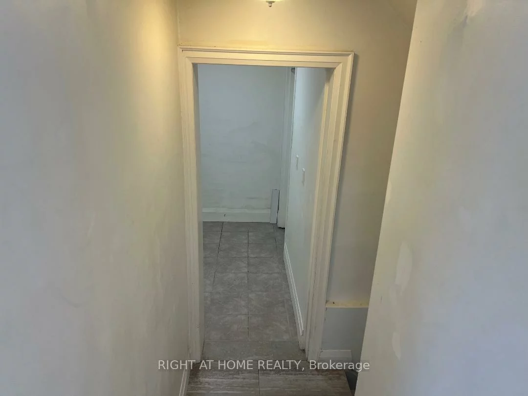 45, Major Mackenzie, Harding, Richmond Hill