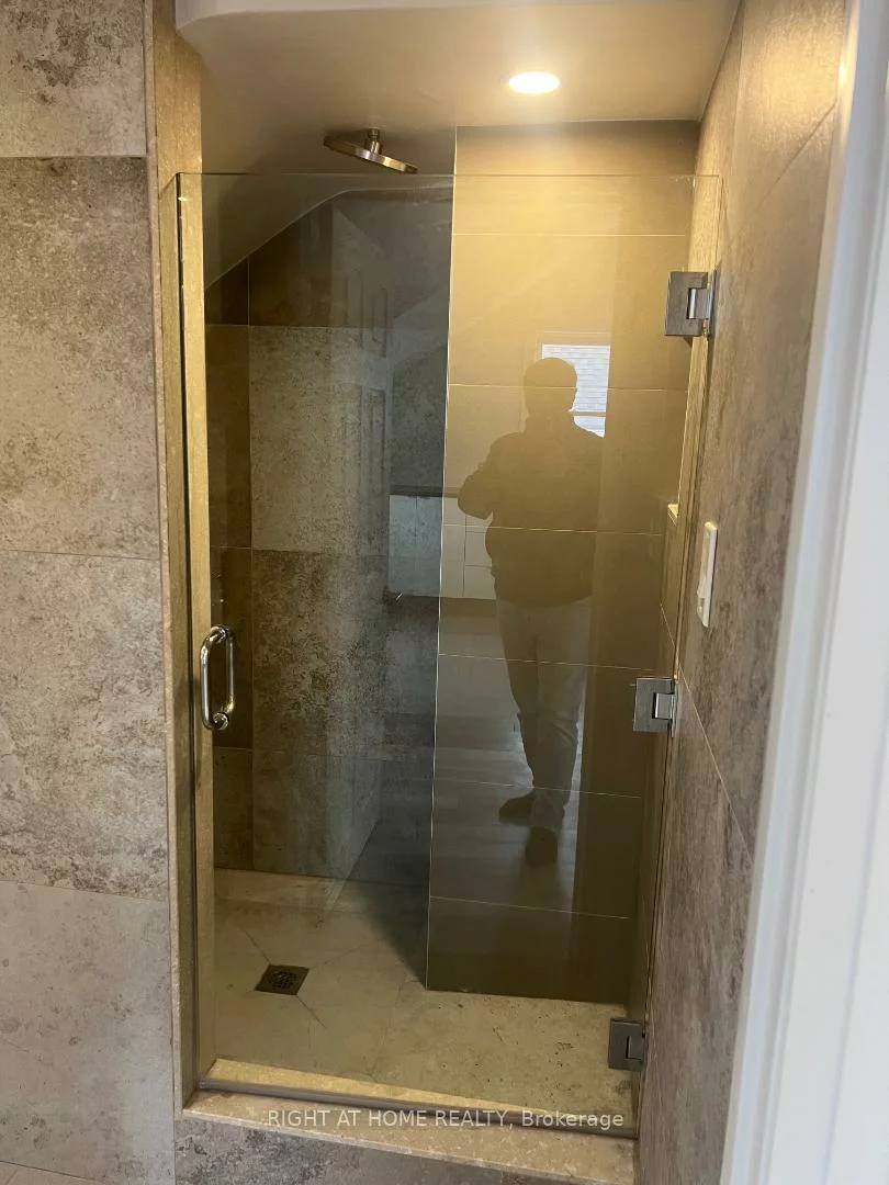 45, Major Mackenzie, Harding, Richmond Hill