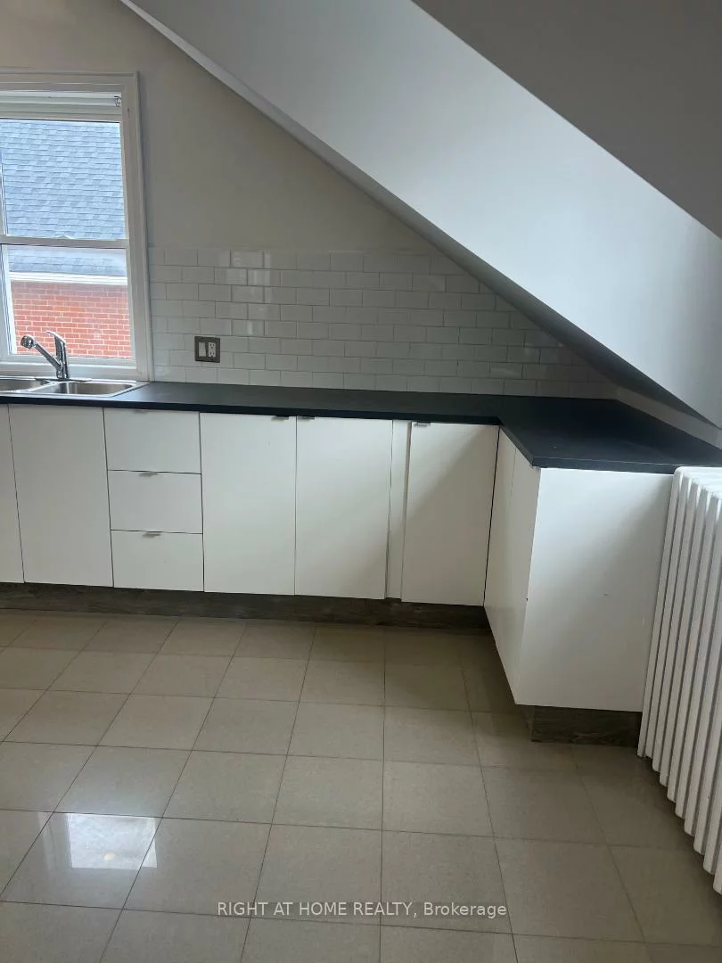 45, Major Mackenzie, Harding, Richmond Hill