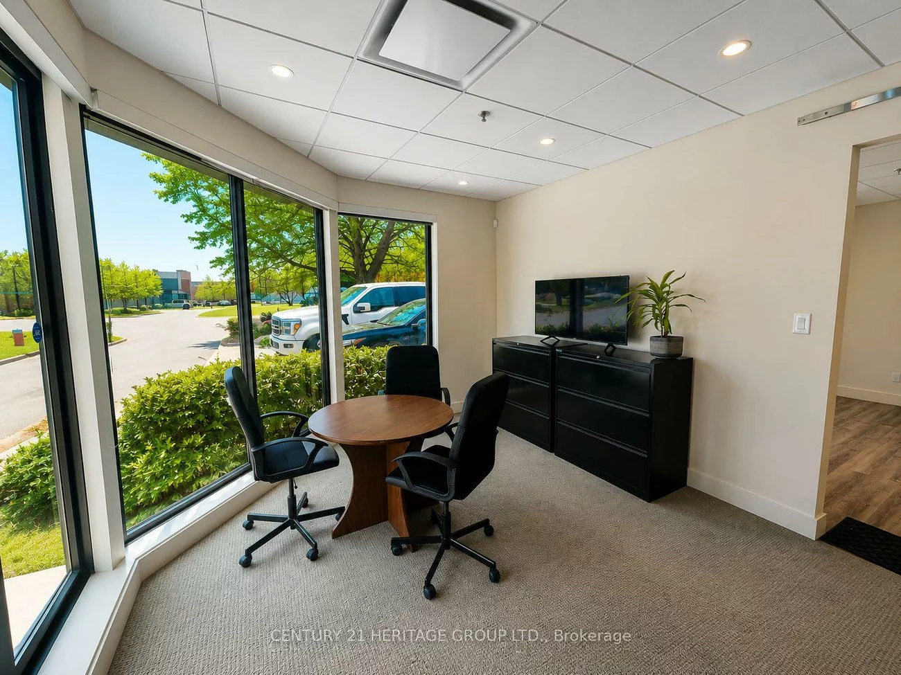 95, West Beaver Creek, Beaver Creek Business Park, Richmond Hill