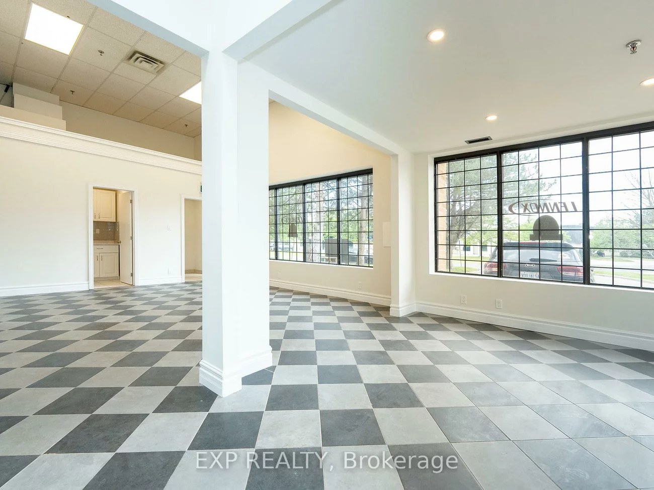 16, Sims, Beaver Creek Business Park, Richmond Hill