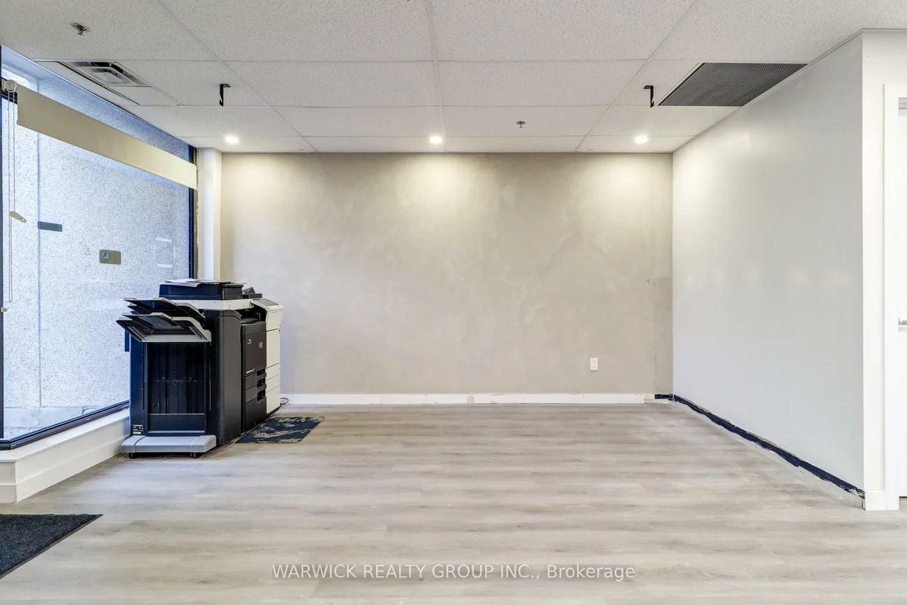 110, West Beaver Creek, Beaver Creek Business Park, Richmond Hill