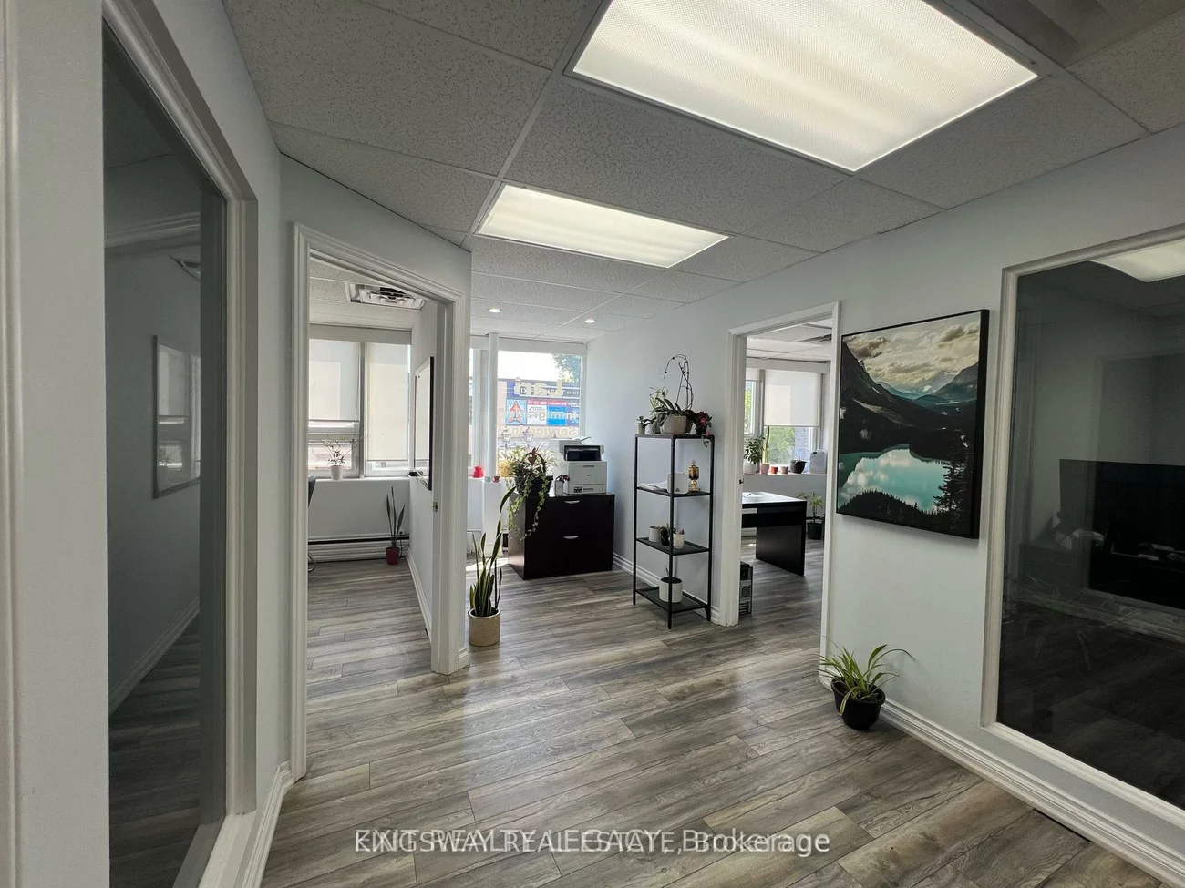10212B, Yonge, Mill Pond, Richmond Hill