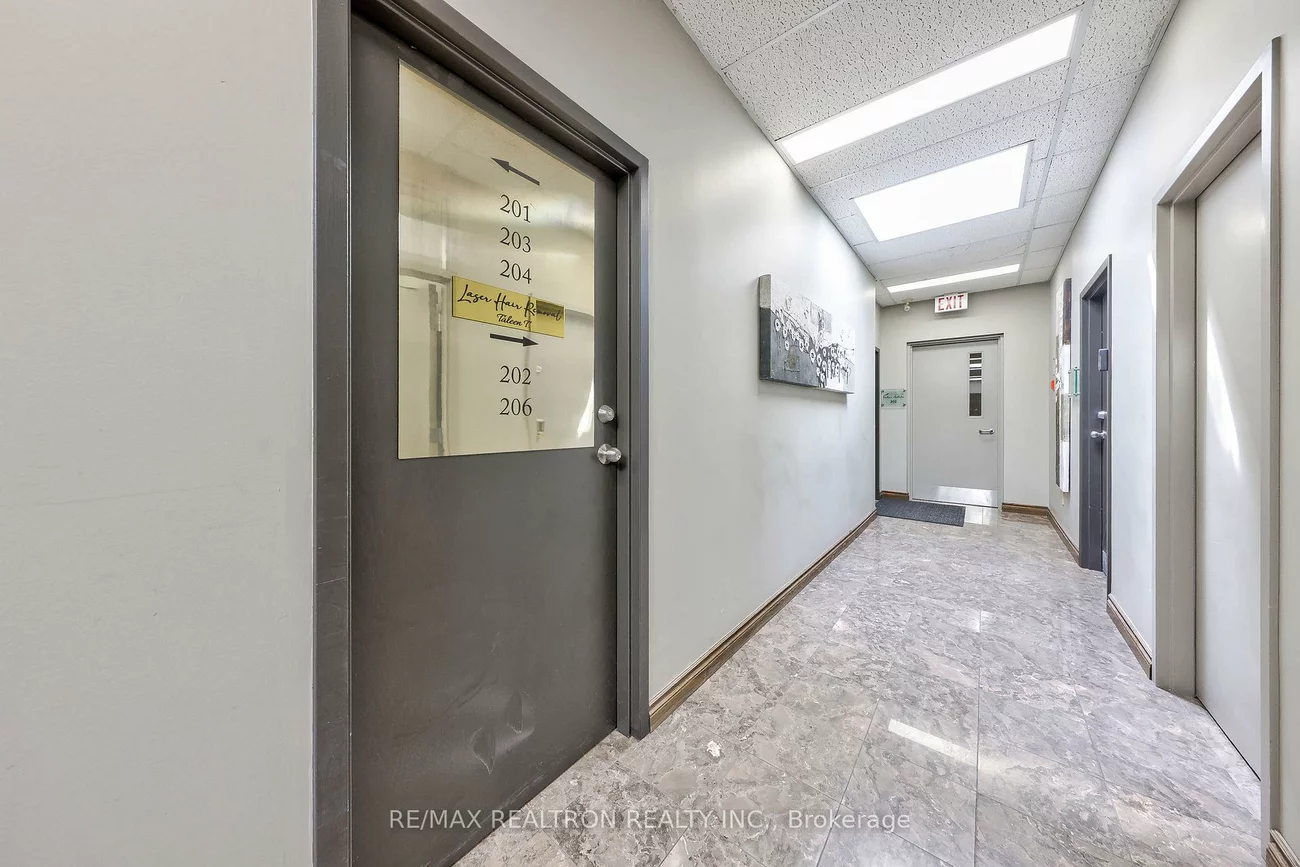 9955, Yonge, Harding, Richmond Hill