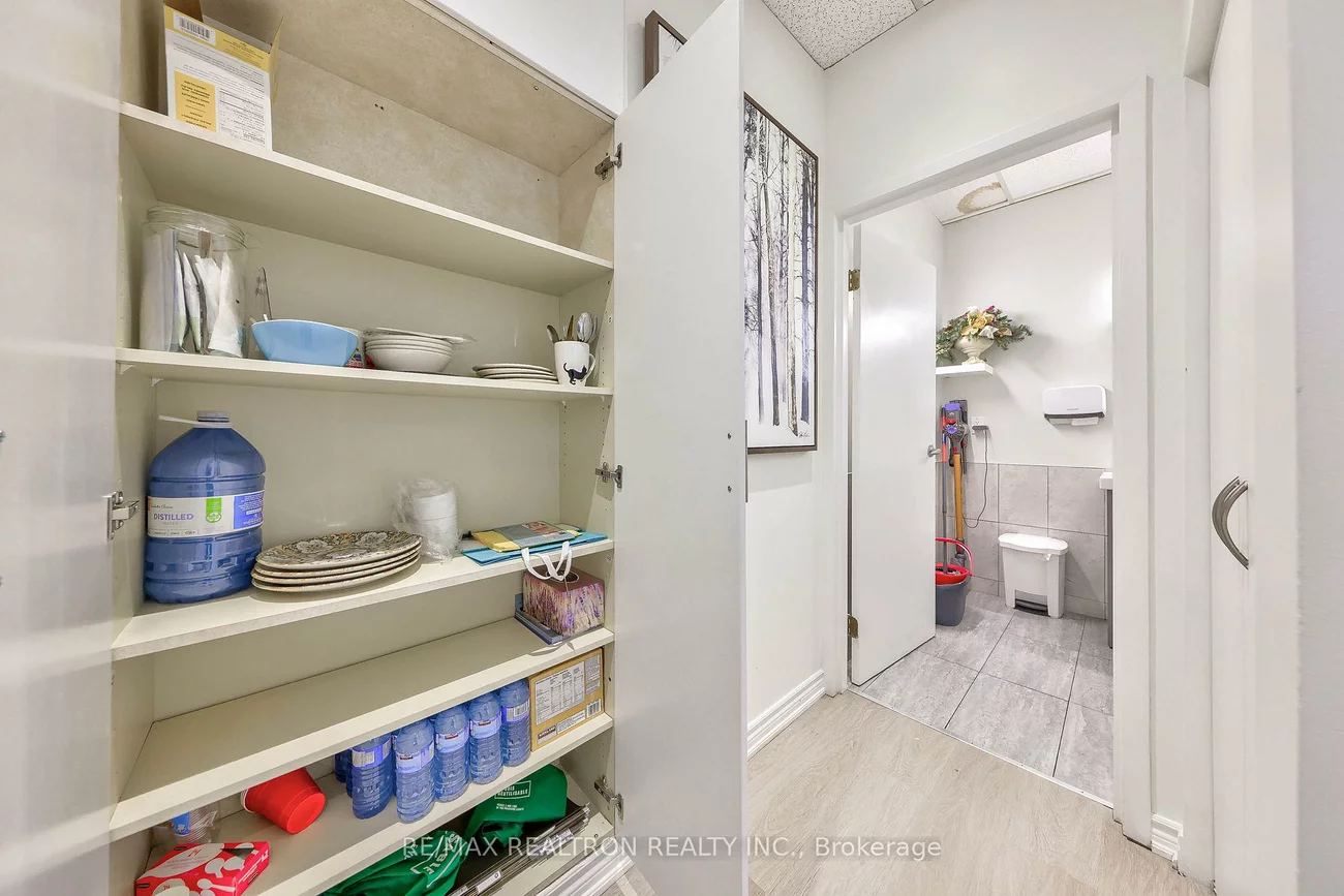 9955, Yonge, Harding, Richmond Hill