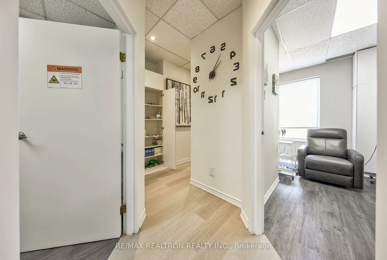 9955, Yonge, Harding, Richmond Hill